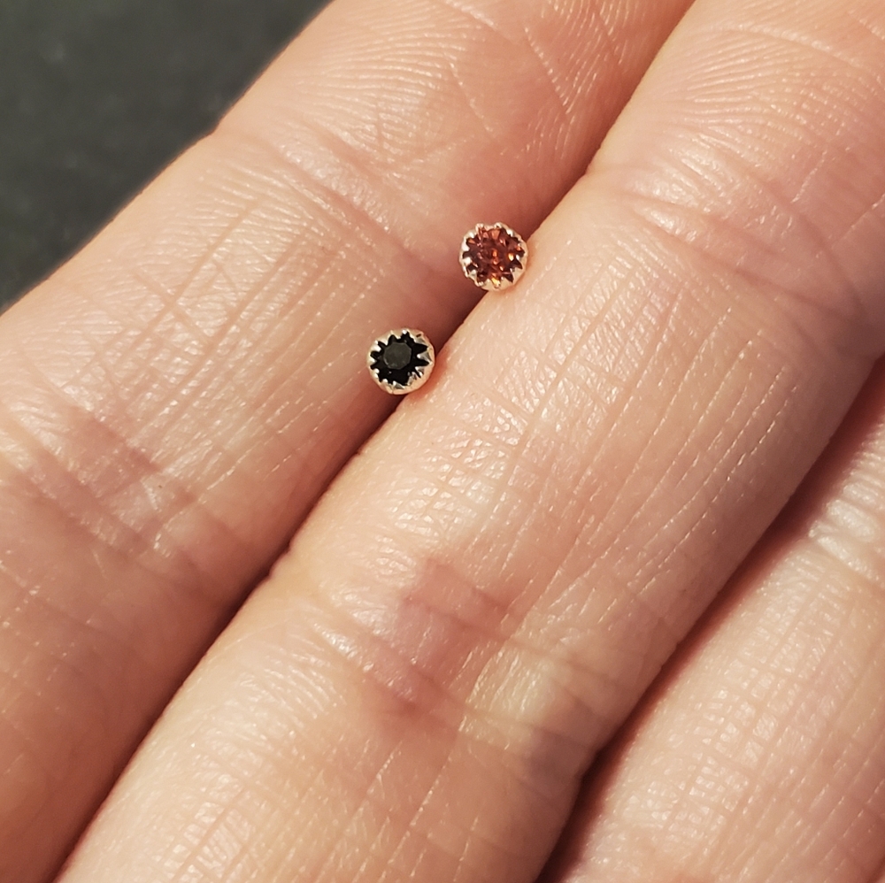 Rhinestone Sterling silver nose studs 🌻
